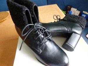 schwarze gefütterte Damen Winterstiefel GR. 41 wie neu - Bild 1 von 4