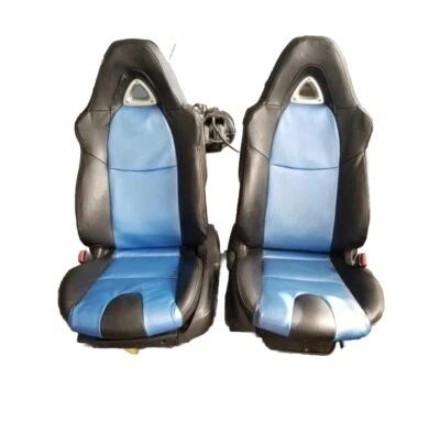 Черные и синие чехлы на спортивные сиденья из синтетической кожи для Mazda RX-8 2003-2011 годов выпуска - Изображение 1 из 2
