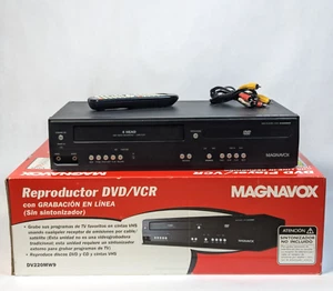 Magnavox DV220MW9 VCR/DVD Combo 4-Head VHS Player with Remote and Cable WORKS! - Picture 1 of 7