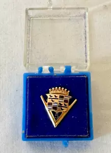VINTAGE CADILLAC 5 JAHRE MITARBEITER SERVICE ABZEICHEN PIN 10K GOLD - Bild 1 von 6