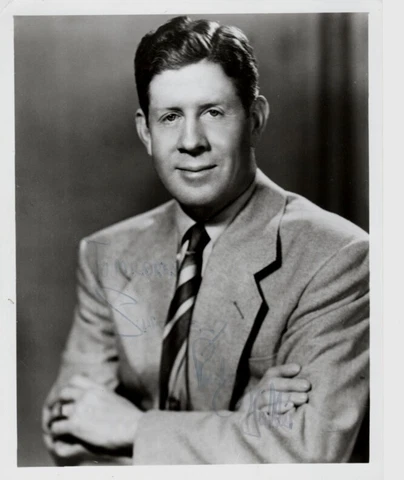 V-RUDY VALLEE autograph Photo  w/coa Cover