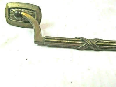 Art Deco 1900 Cajón Gota Fianza Tirador Manija Latón Envejecido 5-1/4" Centros 1 Antiguo Foto 1 de 4