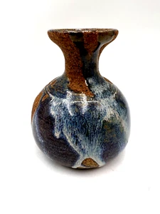 Studio Art Pottery Vase Blue Drip Glaze Artist Signed 4 3/4" Tall - Picture 1 of 6