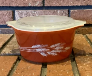 Vintage Pyrex #473-B Dark Orange Autumn Harvest Wheat With Lid #470-C - Picture 1 of 4