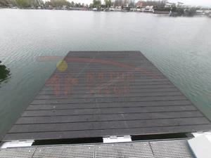 Schwimmsteg Modul mit WPC 4x4m Plattform Steg - Bild 1 von 2