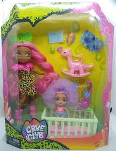 Mattel Cave Club FERNESSA & FURRAH Wild About Babysitting Puppe GNL92 - Bild 1 von 4