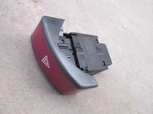 Schalter Warnblinker Warnblinkschalter 9164141 OPEL CORSA C - Bild 1 von 2