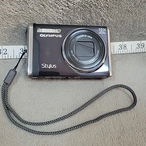 Olympus Stylus 9000 Digital Camera 12MP 10X Optical Wide Zoom, LCD DIM/REPAIR - Picture 1 of 10