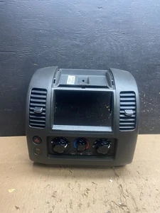 2005-2008 Nissan Pathfinder Radio A/C Heat Temperature Climate Control T8971 DG - Picture 1 of 8