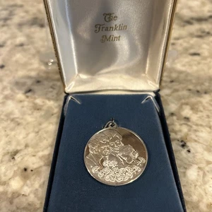 Franklin Mint 1972 plata .925/colgante del día de la madre en estuche/3 generaciones - Imagen 1 de 6