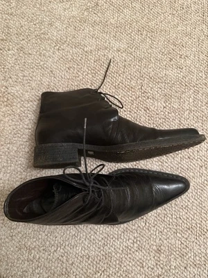 Kenneth Cole New York 意大利 7.5 黑色柔软皮革系带踝靴 — 第 1/4 张图片