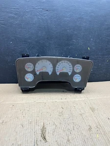 2004 2005 Dodge Ram 1500 Instrument Speedometer Gauge Cluster OEM P3564 - Picture 1 of 8