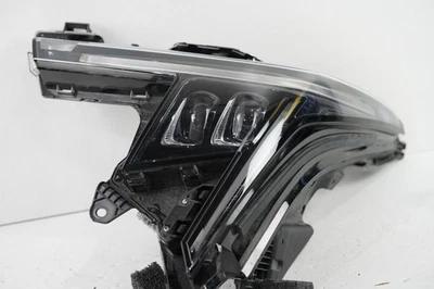 Faro derecho Cadillac CT5 2025 OEM LED COMPLETO 42879179 Foto 1 de 4