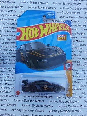 Hot Wheels Toyota 2000 GT cupé deportivo Juegos Olímpicos de Tokio 2020 Foto 1 de 2