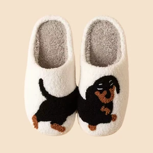 Cute Wiener Dog Dachshund Cushioned Fleece Plush House Slippers Shoes US Sz 5-9 - Picture 1 of 7