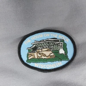 National Mississippi River Musuem & Aquirium 4"x2" Iron On Patch - Picture 1 of 2