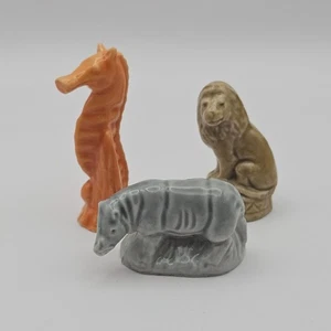 Konvolut 3 Vintage Wade Whimsies England rote Rose Tee Miniatur Tierfiguren - Bild 1 von 7