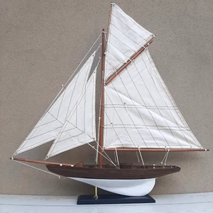 Nuovo MODELLINO VELIERO BARCA a VELA in LEGNO Lft 70 Cm. & BOMPRESSO IDEA REGALO - Foto 1 di 4