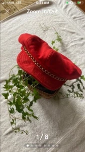 Vtg Liz Claiborne Women Red/Gold Tone Chain Link Flat Cabbie Newsboy Cap - Picture 1 of 6