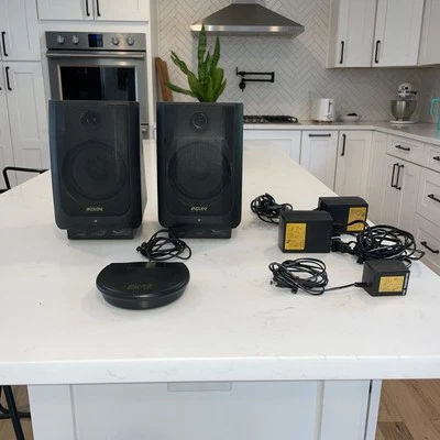PAR DE ALTAVOCES ADVENT RECOTON CLV-A900R INALÁMBRICOS CON TRANSMISOR Y CABLES DE ALIMENTACIÓN Foto 1 de 4