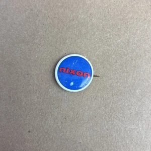 Vintage Richard Nixon Kampagne Pin hergestellt von Feeley & Wheeler offizieller Nixon Button - Bild 1 von 3