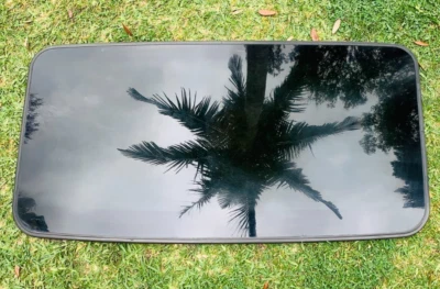 OEM 2004-2010 Toyota Sienna Sun Roof Sunroof Window Glass 04-10 - Image 1 of 4