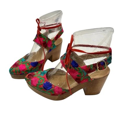 Free People Monaco Clog Size 38 Maximalist Embroidered Colorful Wooden Platform - Image 1 of 4