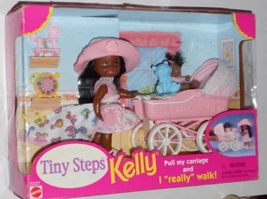 Cochecito y accesorios vintage raros coleccionables muñeca Barbie negra Kelly pequeños pasos - Imagen 1 de 3