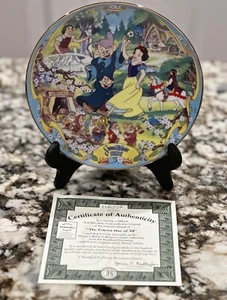 Disney Snow White Musical Collectors Plate With COA - Picture 1 of 5