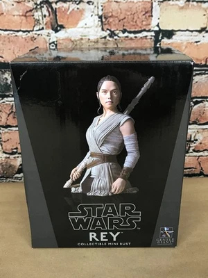 Mini busto gigante suave de Star Wars Rey coleccionable Foto 1 de 4