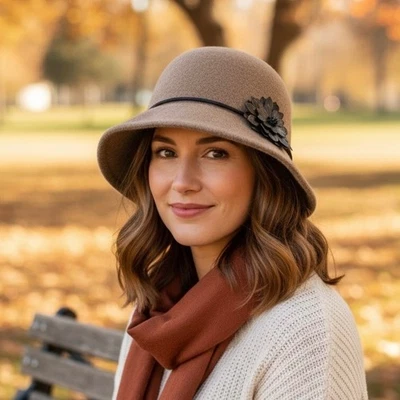 Liz Claiborne Y2K Sombrero Mujer OS Marrón Tostado Mezcla de Lana Flor Cloche Cubo Boho Foto 1 de 4