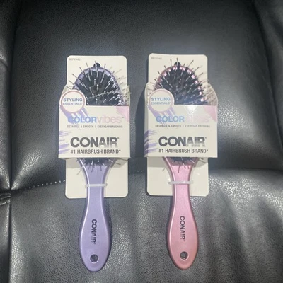2 Cepillo de pelo Conair Colorvibes Everyday Stylers acabado metálico satinado púrpura/pin Foto 1 de 2