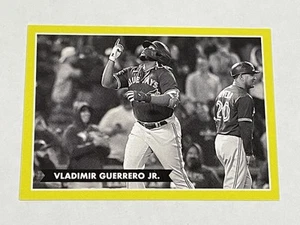 2020-21 Topps 582 Montgomery Club Baseball - Vladimir Guerrero Jr. - Blue Jays - Picture 1 of 2