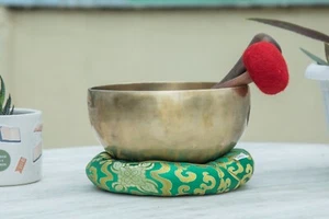 10-inches Himalayan Yoga Music Therapy Bowls, Singing Bowl Tibetan Buddhism Set - Picture 1 of 6