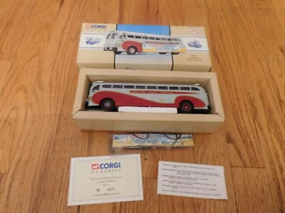 Autobús Mattel Corgi Classics 98468 Champlain 743 1994 amarillo sin usar, en caja original Foto 1 de 2