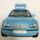 VOLVO V70 BARBIE  HAPPY FAMILY ESCALA 1:6 COCHE