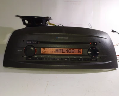 Autoradio FIAT PUNTO 188 CD - completa di codice - Immagine 1 di 4