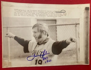 TOMMY HELMS SIGNED WIRE PRESS PHOTO CINCINNATI REDS 1966 ROY MLB AUTHENTICATED - Picture 1 of 8