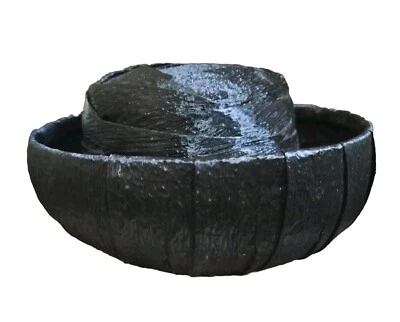 复古 20 世纪 50 年代 LORA 缎面黑色编织纸边碗帽 22 码 1/2 — 第 1/4 张图片