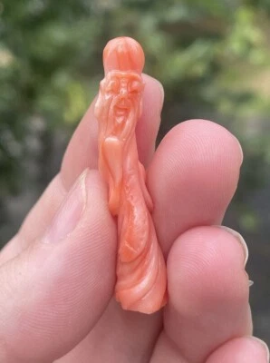 Figura de Longevidad 1 3/4" RARA Antigua China Tallada a Mano Hombre Coral Dios Shou Lao Foto 1 de 4