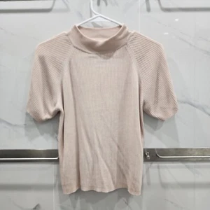 Vtg SAINT GERMAIN Short Sleeve 2-Ply Silk Beige Knit Top Size Medium - Picture 1 of 3