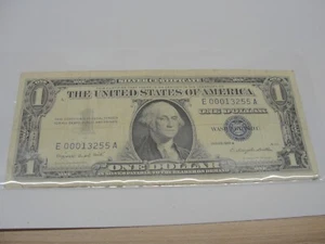 UNIQUE LOW SERIAL NUMBER ON ONE DOLLAR SILVER CERTIFICAE BILL Z1652 (00013255) - Picture 1 of 3