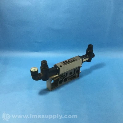 Numatics 122RD100J000000 Dual Pressure Regulator Unit 4757 - Image 1 of 4