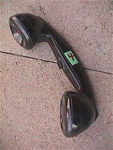 BLACK Telephone HANDSET Middle BUTTON Vintage Western Electric Telephone PART w4 - Picture 1 of 3