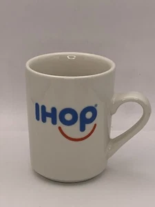 Vintage Tuxton Coffee Mug Cup Smiling IHOP Restaurant Ware House of Pancakes - Picture 1 of 19
