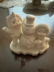 Winter Figurine - 'Children Playing In Snow' - VTG - Picture 1 of 7
