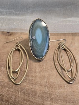 Juego de anillos de rebanada de ágata verde en latón, con juego de joyas de pendientes Foto 1 de 4