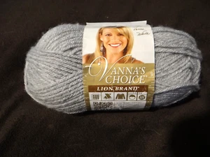 1 Skein Lion Brand Vanna's Choice Yarn Silver Heather Acrylic 3 Ounces - Picture 1 of 3