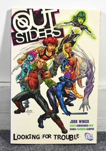 New DC Comics Outsiders Looking For Trouble - Picture 1 of 2