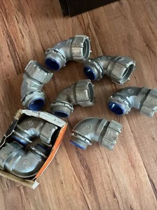 Lot of 8 1 1/2" 90 DEGREE T&B FLEXIBLE METAL LIQUID TIGHT CONDUIT - Picture 1 of 7